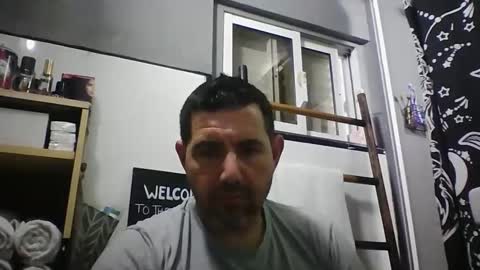 Snapshot of windowpane5 chatting on 03/25/26, 07:31 windowpane online show from 03/25/26, 07:31