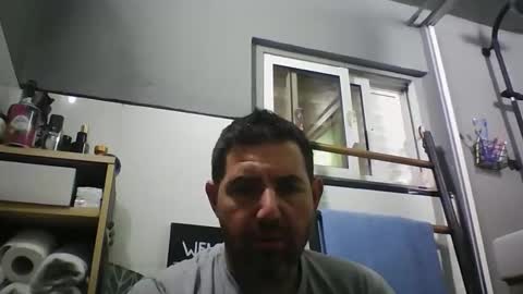Snapshot of windowpane5 chatting on 03/31/26, 05:02 windowpane online show from 03/31/26, 05:02