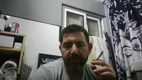 Snapshot of windowpane5 chatting on 04/02/26, 11:24 windowpane online show from 04/02/26, 11:24