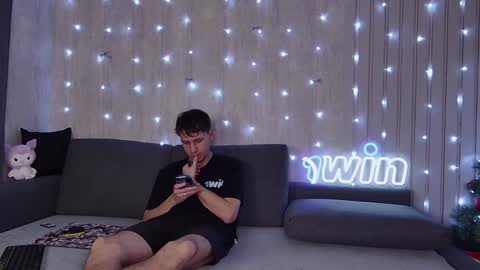 wineandboobs online show from 12/30/24, 03:35