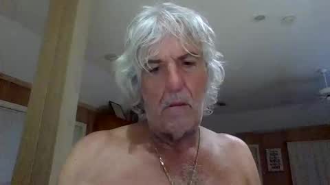 Snapshot of winedog2020 chatting on 03/07/26, 11:29 Gundja Man online show from 03/07/26, 11:29