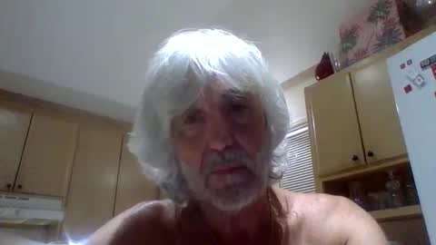 Snapshot of wineman2020 chatting on 12/15/25, 03:44 Charlie online show from 12/15/25, 03:44