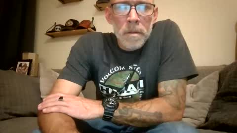 Snapshot of wingnutt765733 chatting on 02/10/26, 02:48 wingnutt765733 online show from 02/10/26, 02:48