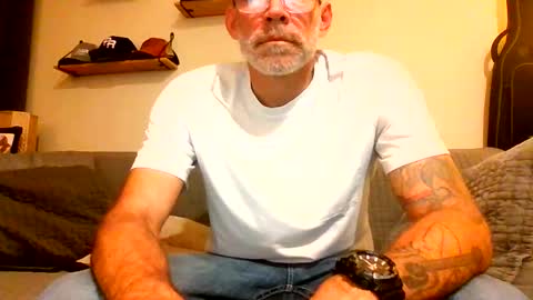 Snapshot of wingnutt765733 chatting on 02/12/26, 04:29 wingnutt765733 online show from 02/12/26, 04:29