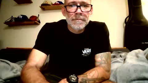 Snapshot of wingnutt765733 chatting on 02/14/26, 06:54 wingnutt765733 online show from 02/14/26, 06:54