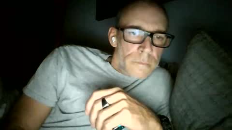 wingnutt765733498294 online show from 05/05/26, 06:43