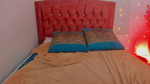 Wini Fer online show from 12/18/24, 08:14