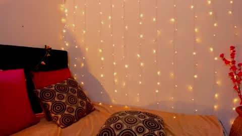 Wini Fer online show from 12/20/24, 03:42