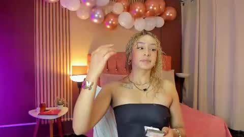 Snapshot of wini_fer chatting on 07/16/26, 12:33 Wini Fer online show from 07/16/26, 12:33