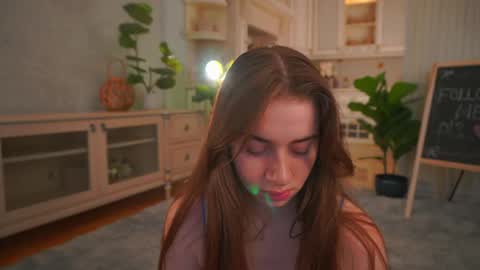 Snapshot of winnieriedesel chatting on 05/20/26, 03:13 Lillian online show from 05/20/26, 03:13