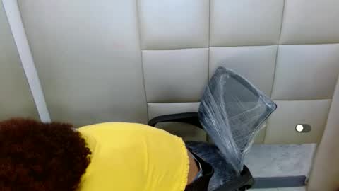 WinnyBarness online show from 10/26/25, 02:17