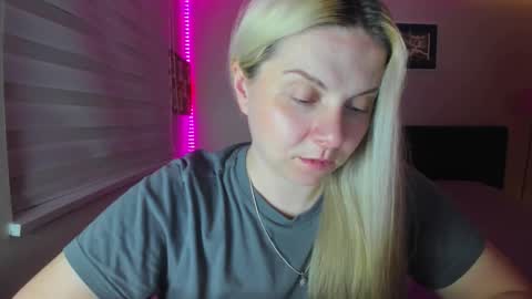 Snapshot of winter_miracle chatting on 03/27/26, 08:26 Winter Miracle online show from 03/27/26, 08:26