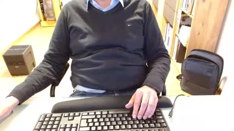 winterfreund99 online show from 01/19/25, 03:21