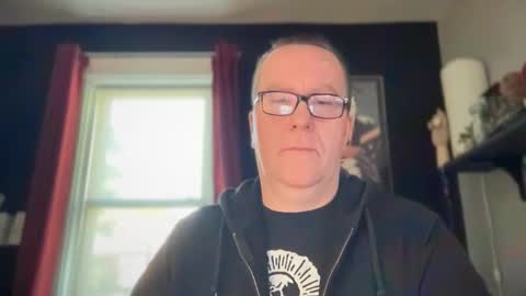 wintyr online show from 10/25/25, 04:24