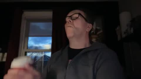 wintyr online show from 11/22/25, 10:09