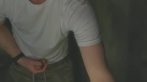 Snapshot of wipwips chatting on 03/03/26, 04:51 KiwiFruit89 online show from 03/03/26, 04:51