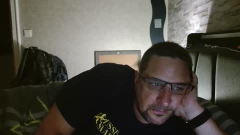 Snapshot of wirzwei8883 chatting on 09/11/25, 07:47 Dirty online show from 09/11/25, 07:47