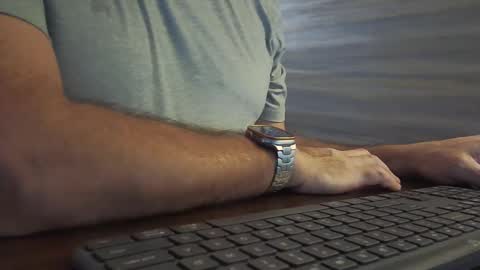 Snapshot of wisanonymousman chatting on 11/16/25, 10:26 Wisa Randy online show from 11/16/25, 10:26