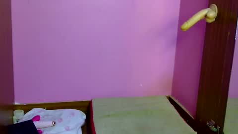 Snapshot of wisdom7_ chatting on 02/28/25, 02:09 wisdom7_ online show from 02/28/25, 02:09