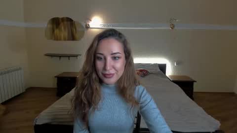 Snapshot of wise_ava chatting on 03/19/26, 05:50 Sarah Curly online show from 03/19/26, 05:50