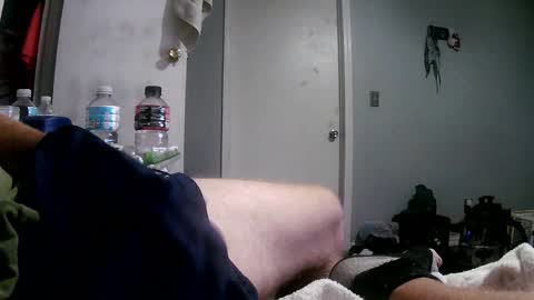 Snapshot of wisheyeknew2 chatting on 10/15/25, 02:22 wisheyeknew2 online show from 10/15/25, 02:22