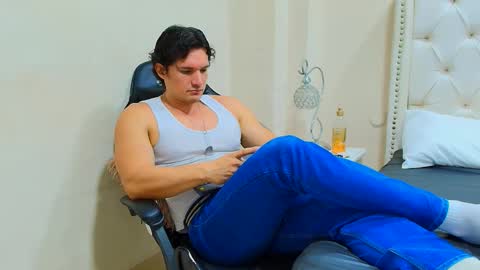 Snapshot of wiston_cox chatting on 02/05/26, 01:16 Wiston online show from 02/05/26, 01:16