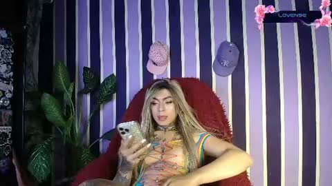 Snapshot of witch_divinne chatting on 06/11/26, 12:43 ig WitchDivinne online show from 06/11/26, 12:43