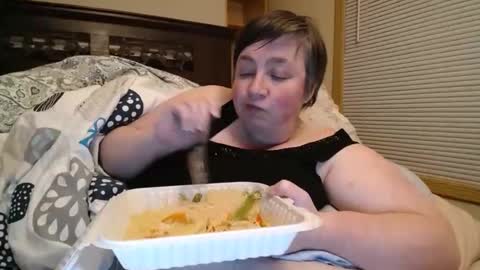 Annie online show from 02/26/26, 08:24