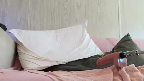 Snapshot of witchbitchmommy chatting on 09/12/25, 03:34 witchbitchmommy online show from 09/12/25, 03:34