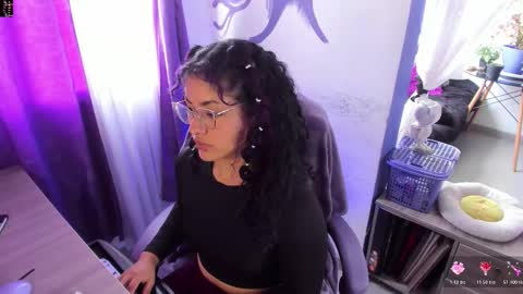     Luna Violeta  A r t i s t  online show from 11/10/25, 07:46