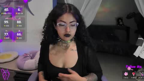     Luna Violeta  A r t i s t  online show from 01/07/26, 04:04