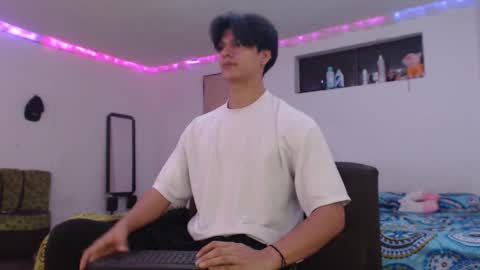 Ken online show from 10/01/25, 01:50