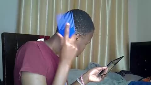 Snapshot of wizzia_khalifa chatting on 02/07/25, 08:01 girlie o online show from 02/07/25, 08:01