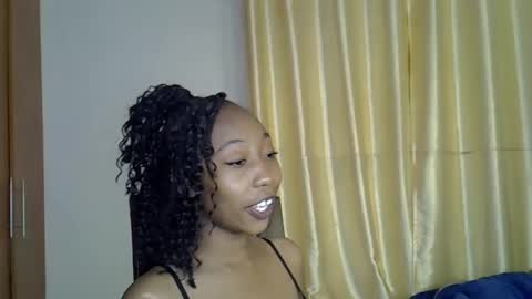 Snapshot of wizzia_khalifa chatting on 02/26/25, 08:59 girlie o online show from 02/26/25, 08:59