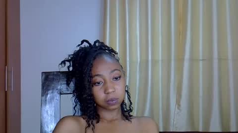 Snapshot of wizzia_khalifa chatting on 03/04/25, 01:23 girlie o online show from 03/04/25, 01:23