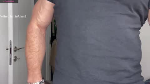 Snapshot of wlademarbergs chatting on 01/22/25, 08:29 Wlademar online show from 01/22/25, 08:29