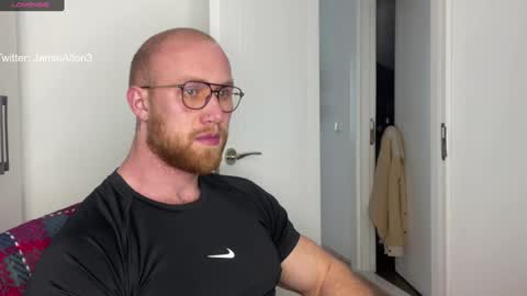 Snapshot of wlademarbergs chatting on 02/02/25, 12:57 Wlademar online show from 02/02/25, 12:57