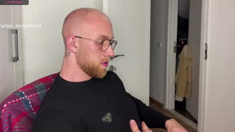 Snapshot of wlademarbergs chatting on 02/03/25, 08:46 Wlademar online show from 02/03/25, 08:46