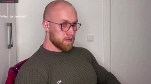 Snapshot of wlademarbergs chatting on 02/14/25, 02:39 Wlademar online show from 02/14/25, 02:39