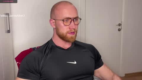 Snapshot of wlademarbergs chatting on 03/03/25, 11:14 Wlademar online show from 03/03/25, 11:14