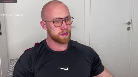 Snapshot of wlademarbergs chatting on 03/11/25, 07:04 Wlademar online show from 03/11/25, 07:04