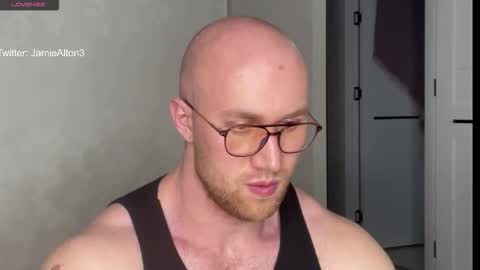 Snapshot of wlademarbergs chatting on 11/14/25, 03:16 Wlademar online show from 11/14/25, 03:16