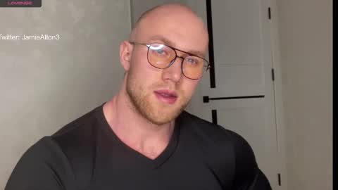 Snapshot of wlademarbergs chatting on 11/26/25, 03:51 Wlademar online show from 11/26/25, 03:51