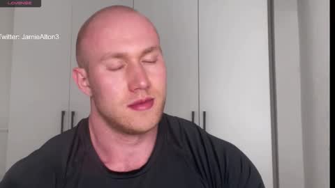 Snapshot of wlademarbergs chatting on 03/12/26, 04:29 Wlademar online show from 03/12/26, 04:29