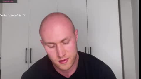 Snapshot of wlademarbergs chatting on 03/13/26, 04:52 Wlademar online show from 03/13/26, 04:52