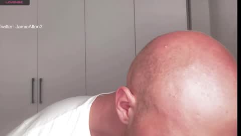 Snapshot of wlademarbergs chatting on 03/25/26, 05:02 Wlademar online show from 03/25/26, 05:02