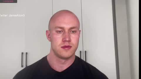 Snapshot of wlademarbergs chatting on 03/31/26, 06:36 Wlademar online show from 03/31/26, 06:36