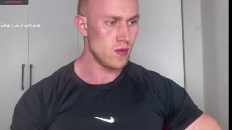 Snapshot of wlademarbergs chatting on 05/07/26, 06:57 Wlademar online show from 05/07/26, 06:57