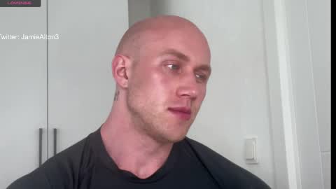 Snapshot of wlademarbergs chatting on 05/16/26, 06:21 Wlademar online show from 05/16/26, 06:21