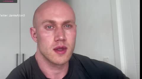 Snapshot of wlademarbergs chatting on 05/16/26, 07:05 Wlademar online show from 05/16/26, 07:05